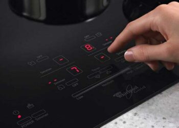 bếp từ báo lỗi F